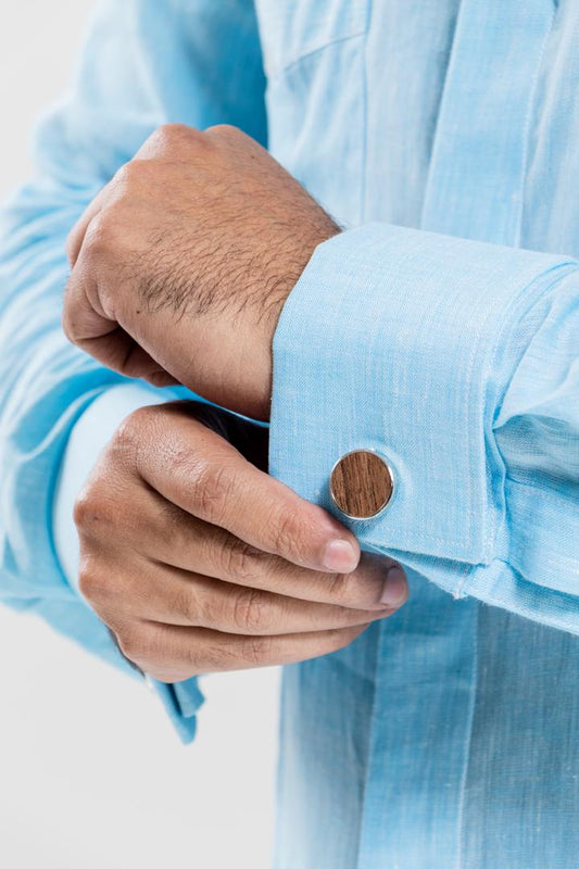 Guayabera azul turquesa