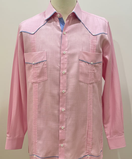 Guayabera Rosa con vivos azules